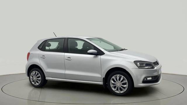 https://images10.gaadi.com/usedcar_image/4637033/original/9041333c2dad136b654c73706bd43f30.jpg?imwidth=6400