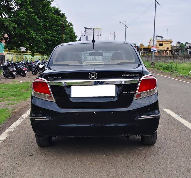 https://images10.gaadi.com/usedcar_image/4637034/original/processed_d2a7a6d8c92a4660efcefc9392abbdd7.jpg?imwidth=6402