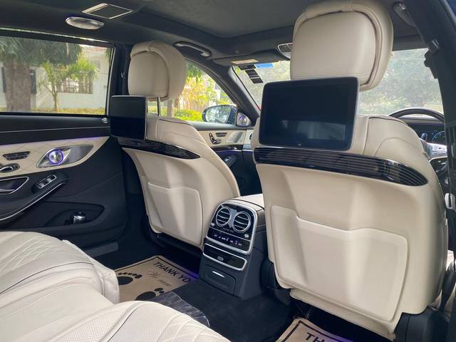 https://images10.gaadi.com/usedcar_image/4637039/original/30f00e503d3db7da25ef14fd1d82321d.jpg?imwidth=6402