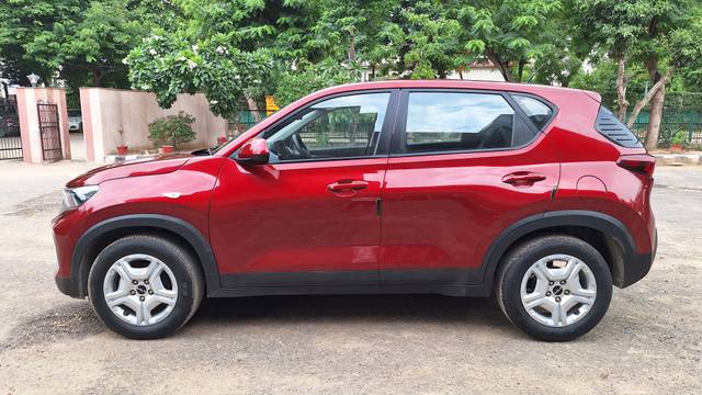 https://images10.gaadi.com/usedcar_image/4637089/original/a1464716953f6ea6d58ee10d56c0f244.jpg?imwidth=6402