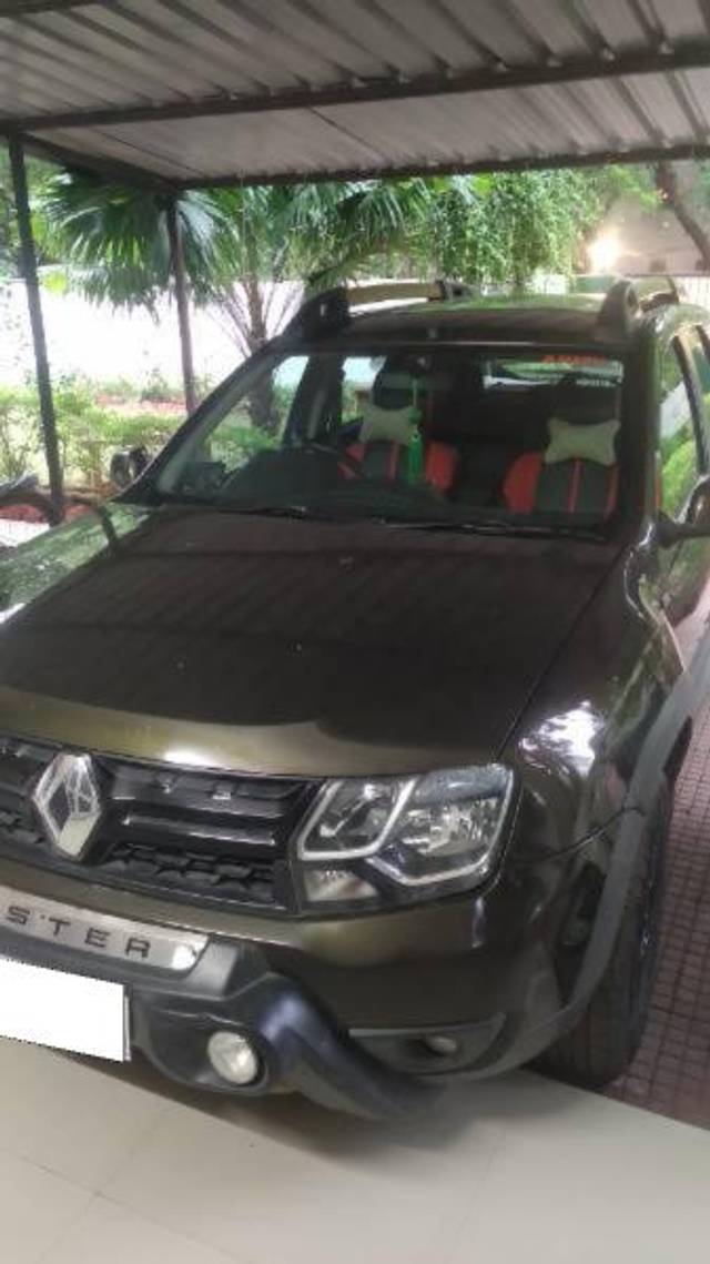 https://images10.gaadi.com/usedcar_image/4637091/original/processed_d5ecf579-5d91-4782-92f7-3a52a856eba3.jpg?imwidth=6400