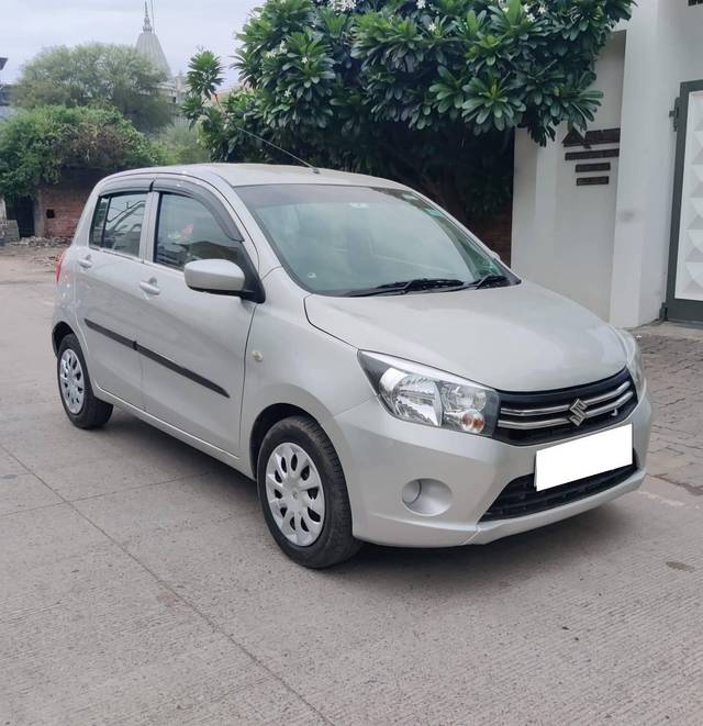 https://images10.gaadi.com/usedcar_image/4637100/original/processed_8cbad5fb3115b5c32baf7a1458e00506.jpg?imwidth=6400