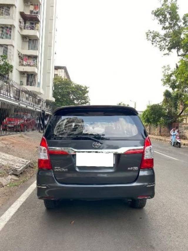https://images10.gaadi.com/usedcar_image/4637115/original/processed_cf0a6006-1dfd-4449-a481-6c7c59051a29.jpeg?imwidth=6402