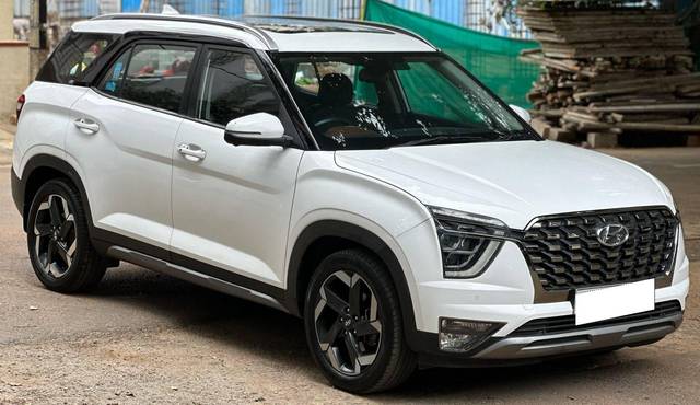 https://images10.gaadi.com/usedcar_image/4637121/original/processed_fbf1c6a5698aeceddc5f1a78e7934be5.jpg?imwidth=6400