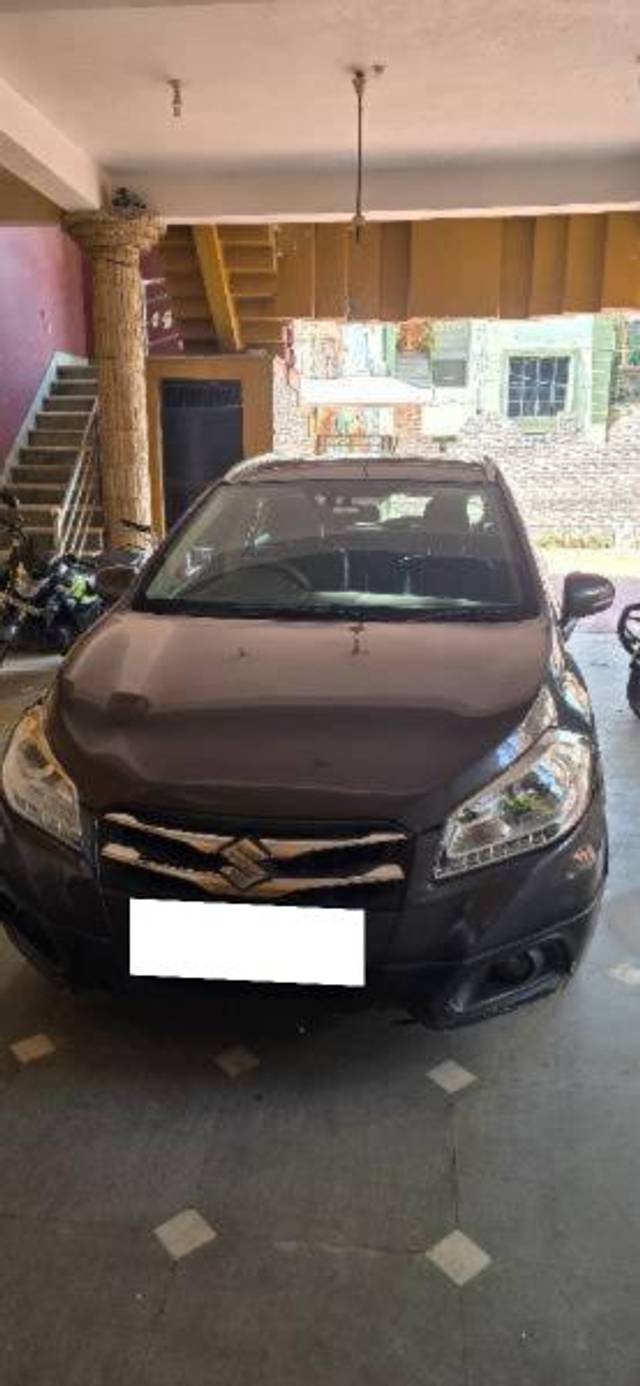 https://images10.gaadi.com/usedcar_image/4637196/original/processed_85bf47c9-278e-47c7-bfa3-3e98f948138b.jpg?imwidth=6401