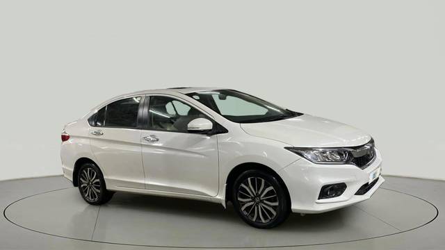 https://images10.gaadi.com/usedcar_image/4637210/original/6a4d0ee900d1f2b0693ec9b13feeb56d.jpg?imwidth=6400