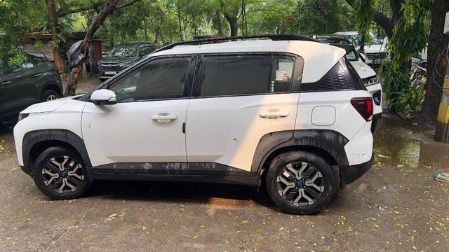 https://images10.gaadi.com/usedcar_image/4637211/original/processed_317460da-cc80-473d-ad93-fe055662189b.jpeg?imwidth=6402