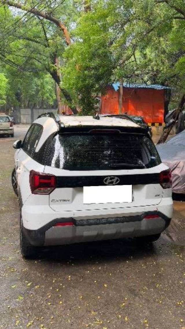https://images10.gaadi.com/usedcar_image/4637211/original/processed_97c0be0a-957e-4165-88ea-365a43de7ba0.jpeg?imwidth=6401