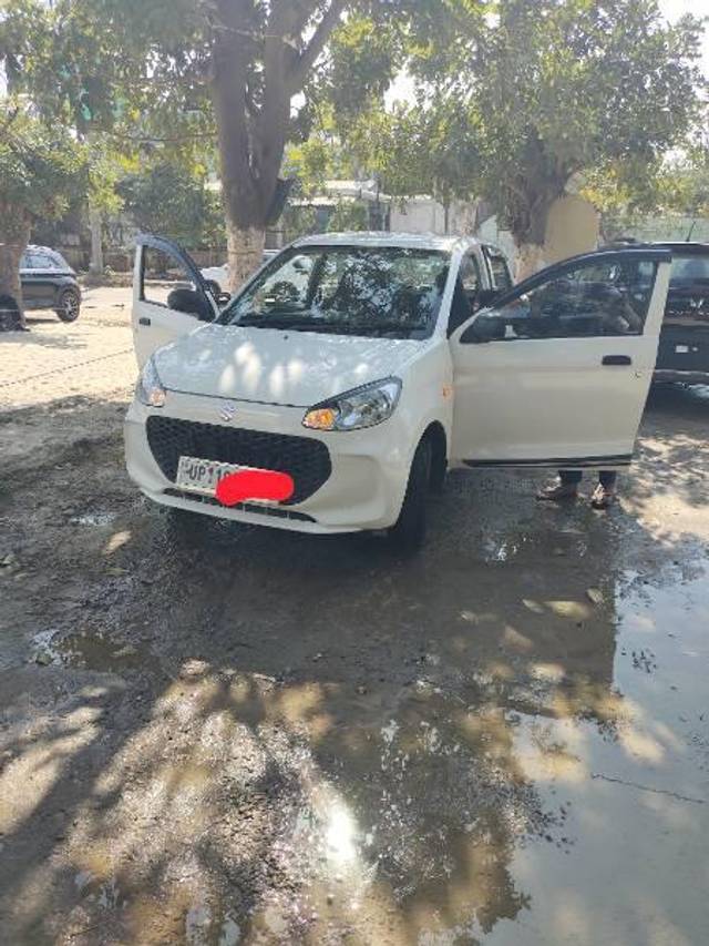https://images10.gaadi.com/usedcar_image/4637233/original/processed_770d8c95-860b-45e4-b4a0-4118adcafa9b.jpg?imwidth=6400