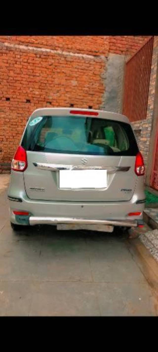 https://images10.gaadi.com/usedcar_image/4637241/original/processed_81d8b2ce-c379-493e-abfa-921cf28426bd.jpg?imwidth=6400