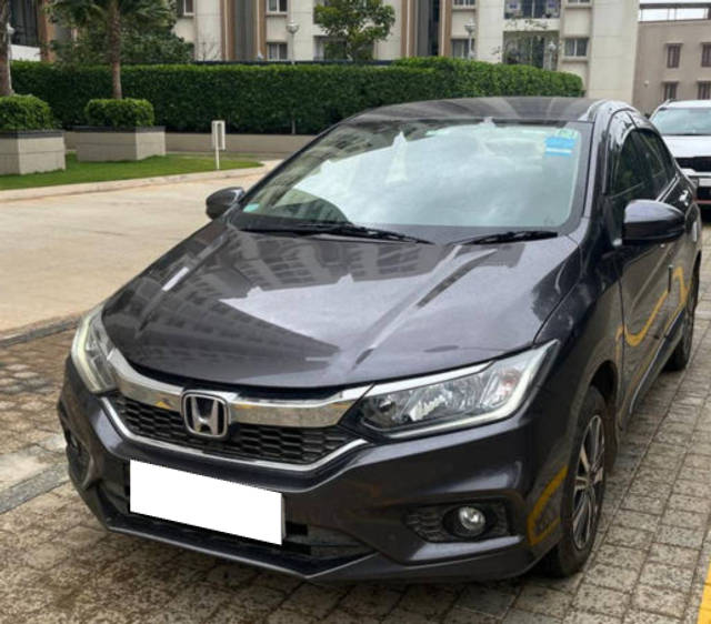 https://images10.gaadi.com/usedcar_image/4637244/original/processed_1e529718-d5c7-48e5-97d9-b9af8d1dbf4c.png?imwidth=6402