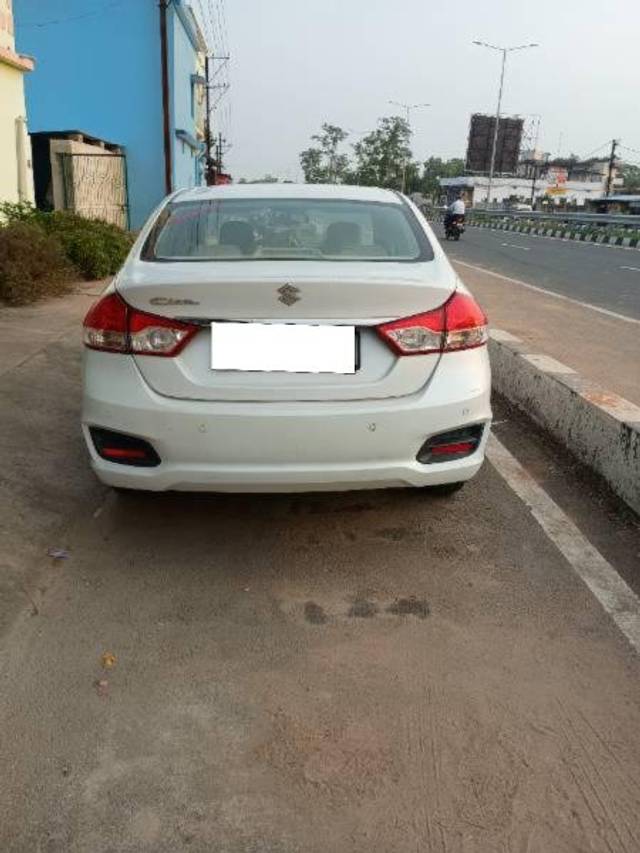 https://images10.gaadi.com/usedcar_image/4637394/original/processed_2ede97fb-cb0c-45ac-8cf7-cb972d6513ce.jpg?imwidth=6401