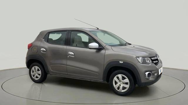 https://images10.gaadi.com/usedcar_image/4637453/original/f4e54d53384d99971cbd6f1c9ce386fa.jpg?imwidth=6400