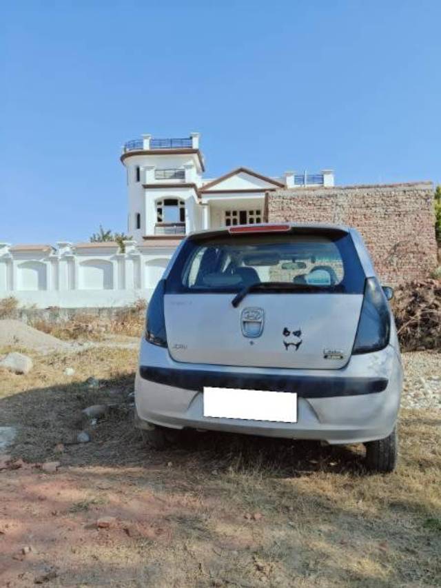 https://images10.gaadi.com/usedcar_image/4637455/original/processed_406aacd6-eb13-4a59-b196-8c249627a16f.jpg?imwidth=6401