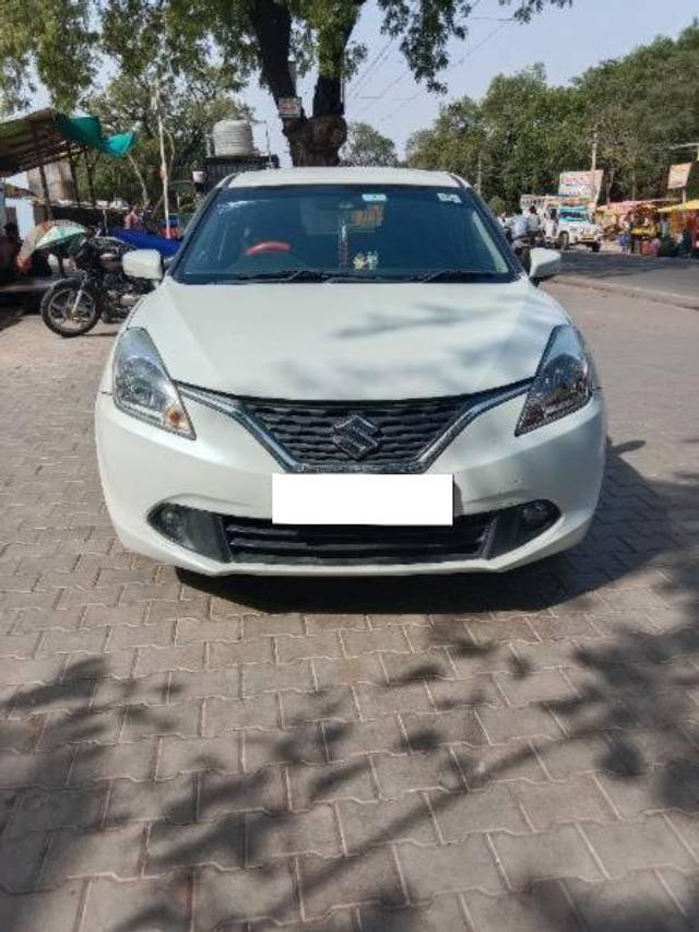 https://images10.gaadi.com/usedcar_image/4637461/original/processed_549d0922-97b9-46f3-a475-060650a25c6f.jpg?imwidth=6400