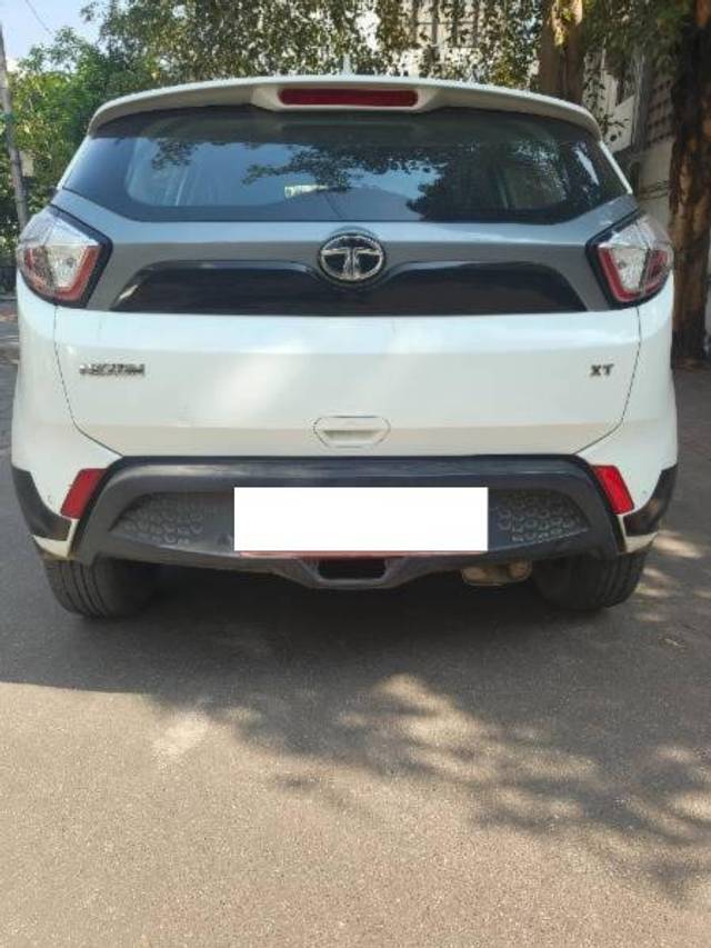 https://images10.gaadi.com/usedcar_image/4637472/original/processed_914a8512-f274-4b86-8a52-971c9c7dd72f.jpg?imwidth=6402