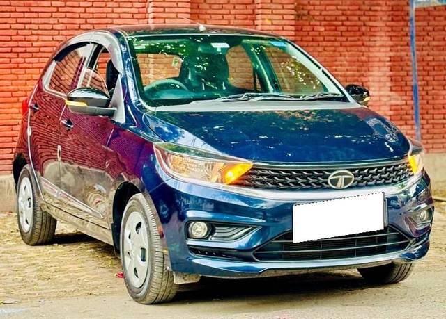 https://images10.gaadi.com/usedcar_image/4637551/original/processed_71702444-c43a-4aac-b965-ea2ae45e9878.jpeg?imwidth=6400