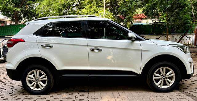 https://images10.gaadi.com/usedcar_image/4637568/original/processed_a6d3f09d-77a2-439f-a96c-6f5b7f9b0b90.jpg?imwidth=6401