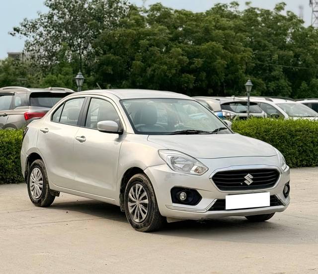 https://images10.gaadi.com/usedcar_image/4637570/original/processed_3f5c49031acb4bdcfe1e0e92937ce73a.jpg?imwidth=6400