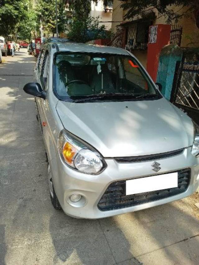 https://images10.gaadi.com/usedcar_image/4637611/original/processed_77d80677-885d-42ec-b8bf-b8297c989f7c.jpg?imwidth=6400