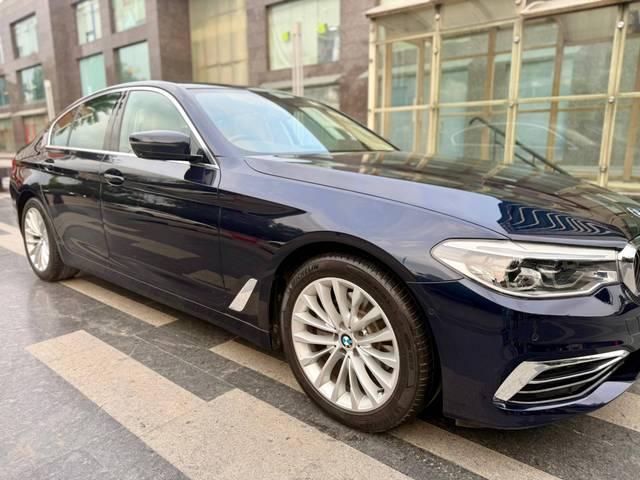 https://images10.gaadi.com/usedcar_image/4637698/original/processed_e5761197f03958cafed02183d8eb4d09.jpg?imwidth=6400