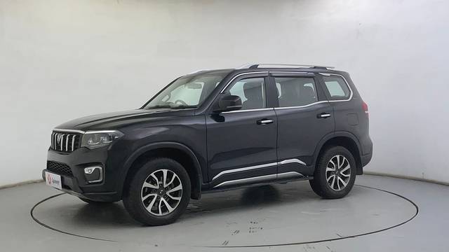 https://images10.gaadi.com/usedcar_image/4637717/original/58daef815cbf7ff10ade505013c0afa4.JPG?imwidth=6400