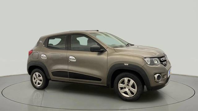 https://images10.gaadi.com/usedcar_image/4637718/original/e421b1f7234e4560c4d7fab805813c2d.jpg?imwidth=6400