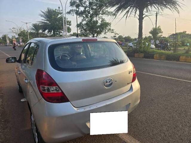 https://images10.gaadi.com/usedcar_image/4637720/original/processed_e070c6f6-d5ce-46da-8aed-06b035f78bdb.jpg?imwidth=6401