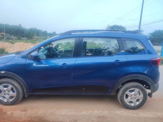 https://images10.gaadi.com/usedcar_image/4637739/original/1fbab478-2f83-4fa1-92d7-f6cf1c1c5091.jpg?imwidth=6402
