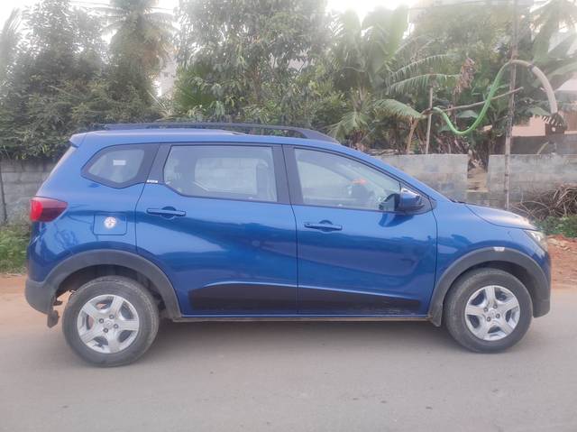 https://images10.gaadi.com/usedcar_image/4637739/original/f5481499-39be-42f7-969d-193aaa70ba3c.jpg?imwidth=6400