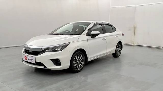 https://images10.gaadi.com/usedcar_image/4637751/original/0b0e76bcd327c3fb0b9796fd33c74336.JPG?imwidth=6400