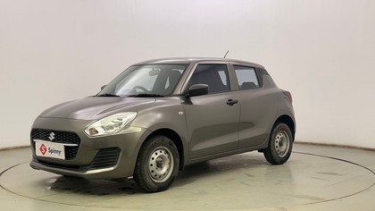 Second-hand 2023 Maruti Suzuki Swift LXI for sale in Kolkata
