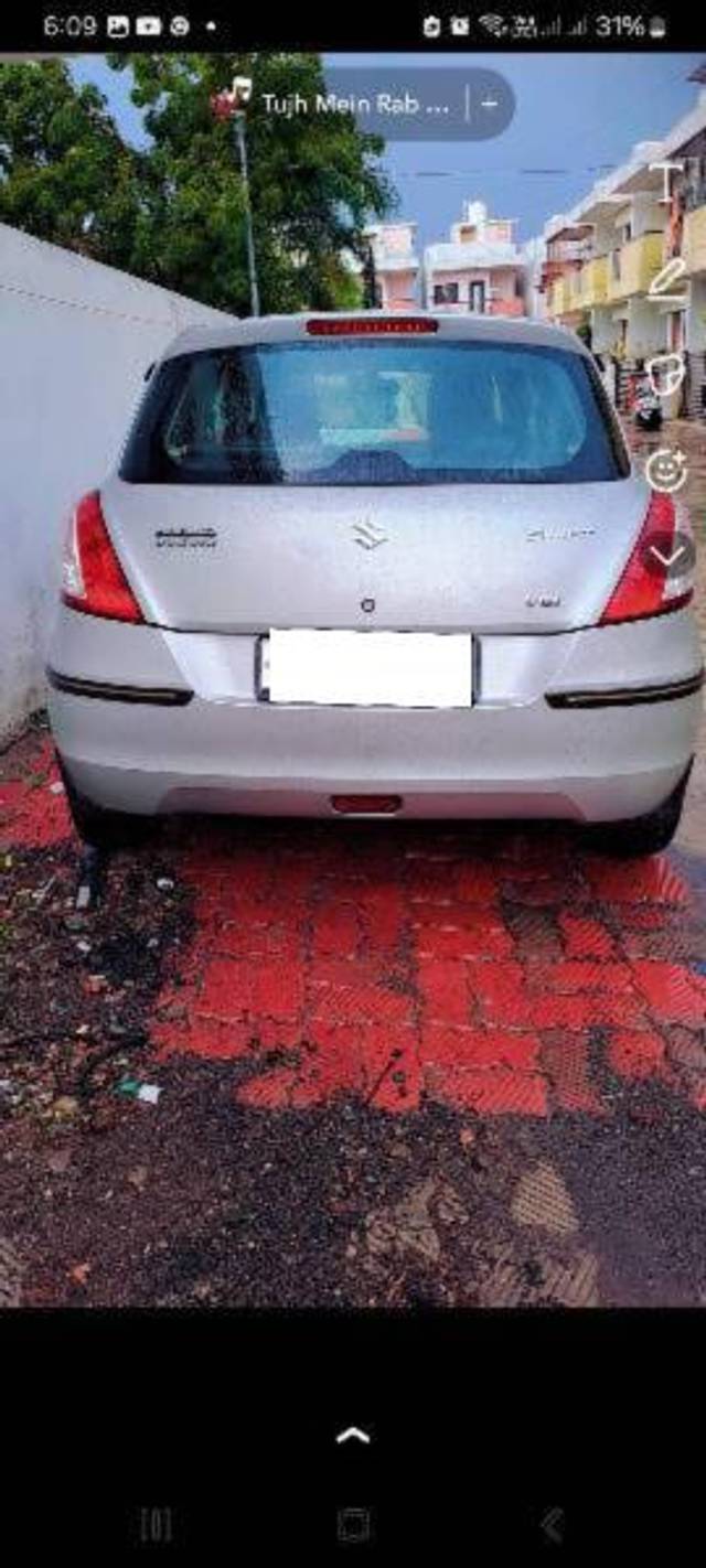 https://images10.gaadi.com/usedcar_image/4637767/original/processed_35aefb3a-8cf7-4cb7-aacd-0acd19b54c76.jpg?imwidth=6400