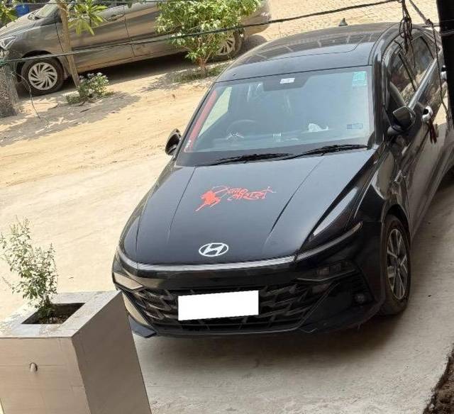 https://images10.gaadi.com/usedcar_image/4637822/original/processed_88129342-ad9d-4670-8e18-d5b69fb59353.jpeg?imwidth=6400