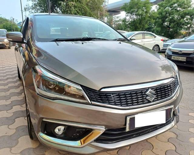 https://images10.gaadi.com/usedcar_image/4637878/original/processed_90e2ee45e3f90e287ea1a5c66b966a74.jpg?imwidth=6400