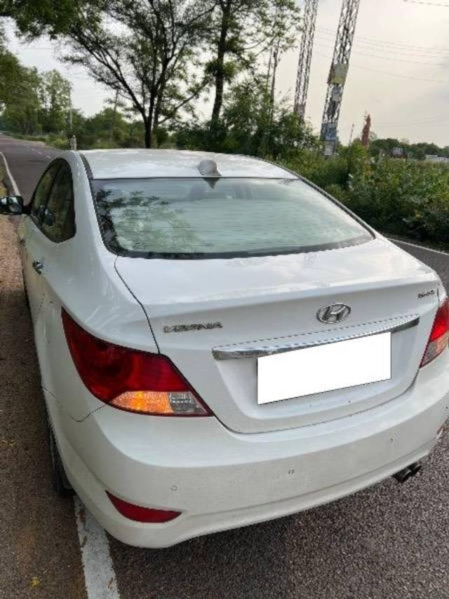 https://images10.gaadi.com/usedcar_image/4637893/original/processed_c65829e5-47b0-4516-b4e3-e8b5e87742a0.jpeg?imwidth=6401