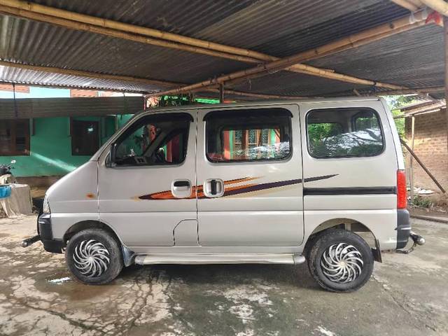 https://images10.gaadi.com/usedcar_image/4637911/original/processed_964073b3-3af8-42de-9508-0456c0846a7f.jpg?imwidth=6402