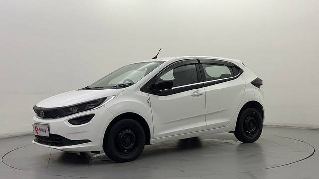 https://images10.gaadi.com/usedcar_image/4637944/original/36fde0936c6194f4a7dd57fd15f7af85.JPG?imwidth=6400