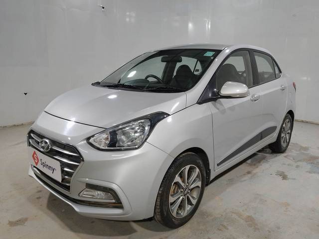 https://images10.gaadi.com/usedcar_image/4637963/original/59078d37ba02b909057e765a4952bc95.jpg?imwidth=6400