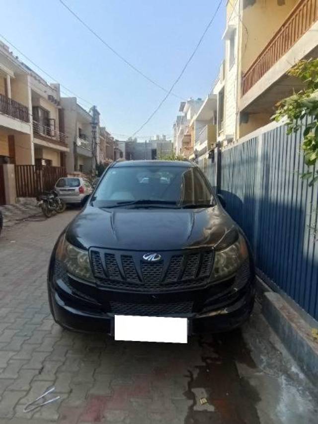 https://images10.gaadi.com/usedcar_image/4637988/original/processed_42700ff8-fe62-40e7-849d-a6eca03c7a9e.jpg?imwidth=6400
