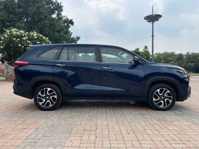 https://images10.gaadi.com/usedcar_image/4637990/original/0aa130e736b9d21efd0057b31fadd0c1.jpg?imwidth=6401