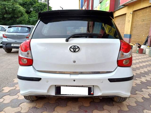 https://images10.gaadi.com/usedcar_image/4637996/original/processed_f340d93eb9a00aba3d48b64083db164f.jpeg?imwidth=6402