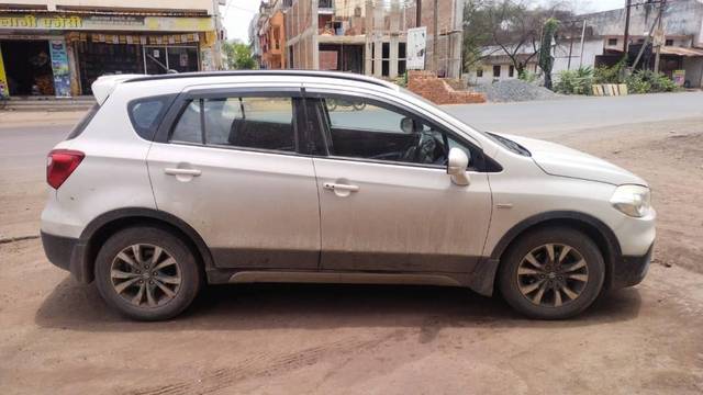https://images10.gaadi.com/usedcar_image/4638010/original/processed_569616ba-e840-4f6f-824d-a5df8494d4cf.jpg?imwidth=6401