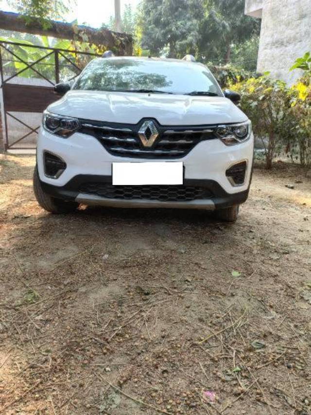 https://images10.gaadi.com/usedcar_image/4638080/original/processed_0227d615-77f6-4725-9259-a848b2ba651a.jpg?imwidth=6400