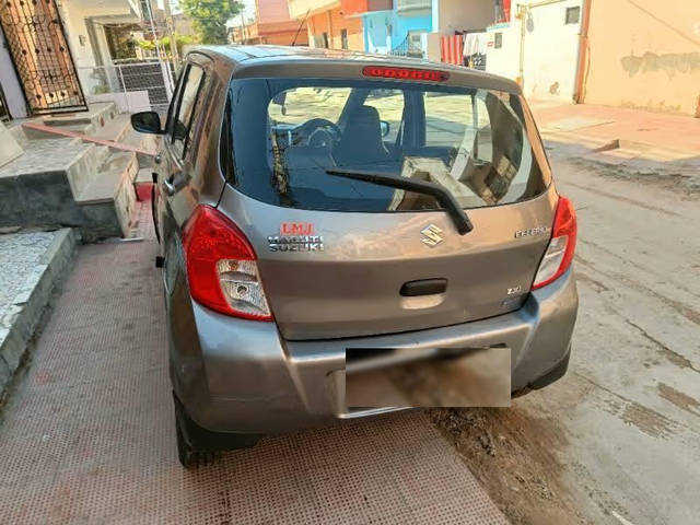 https://images10.gaadi.com/usedcar_image/4638098/original/de19d239-1ca9-4d57-98af-5cc1a800ec78.png?imwidth=6401