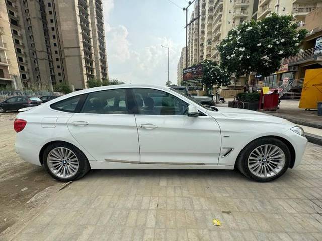 https://images10.gaadi.com/usedcar_image/4638099/original/processed_2d9252fa-bcf4-4b61-8bf4-59c1f8ddfb74.jpeg?imwidth=6400