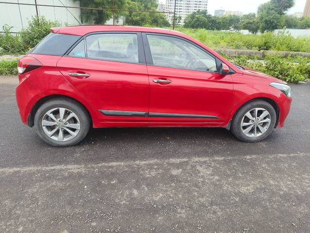 https://images10.gaadi.com/usedcar_image/4638106/original/46556a9b8414c2b916e349501d2338e4.jpg?imwidth=6401