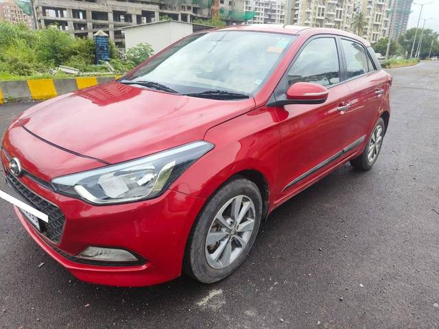 https://images10.gaadi.com/usedcar_image/4638106/original/processed_50dfc90b44a40be779761b20ab57a5df.jpg?imwidth=6400