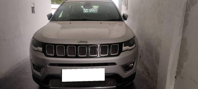https://images10.gaadi.com/usedcar_image/4638131/original/processed_3339788f-1036-47b0-a564-fbc3f758d255.jpg?imwidth=6400