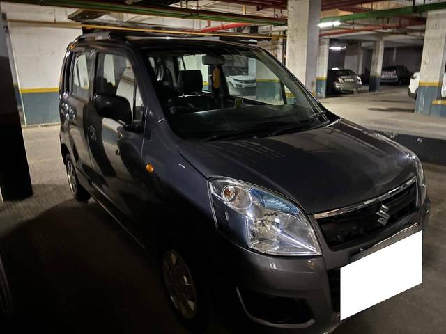 https://images10.gaadi.com/usedcar_image/4638163/original/processed_a30690d9-6d23-4eaa-9526-28cfb273cce2.jpg?imwidth=6402